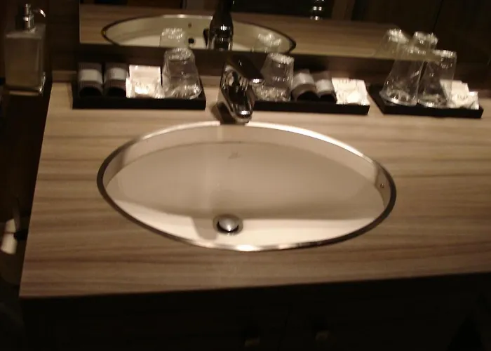 모리슨 익스클루시브 룸스