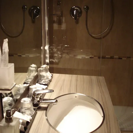 בית הארחה Morrisson Exclusive 4*