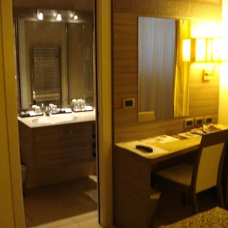 Morrisson Exclusive 4*